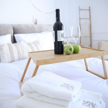 סוויטות נוף שקיעה Hotell Peqi'in Hadasha Exteriör bild