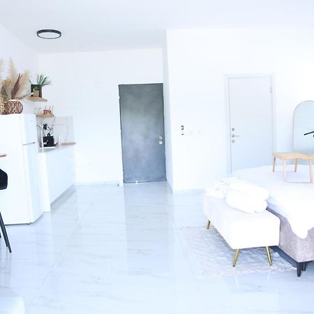 סוויטות נוף שקיעה Hotell Peqi'in Hadasha Exteriör bild