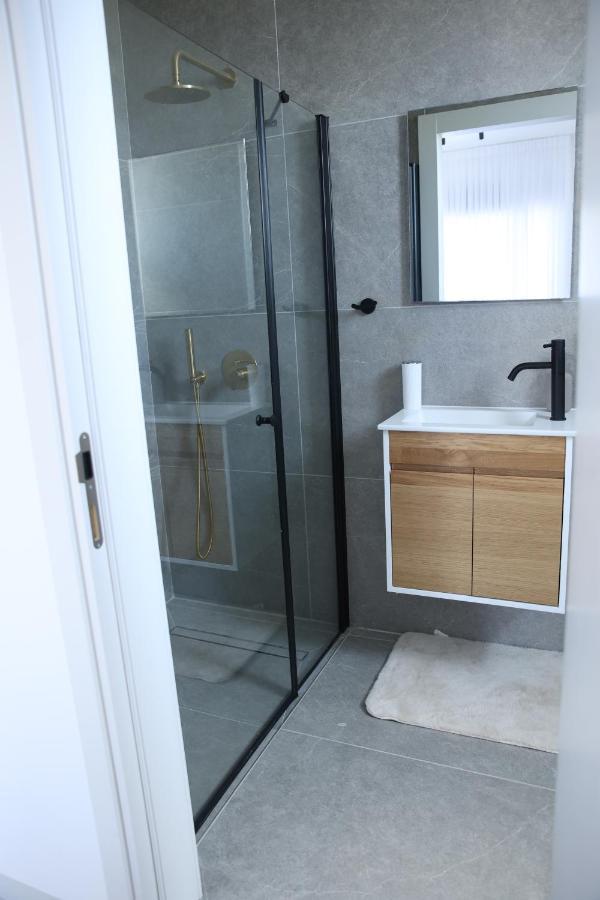 סוויטות נוף שקיעה Hotell Peqi'in Hadasha Exteriör bild